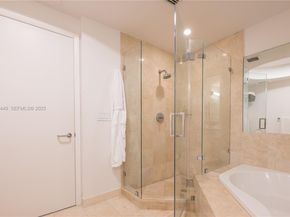 3131 NE 188th St 2605, Aventura FL 33180