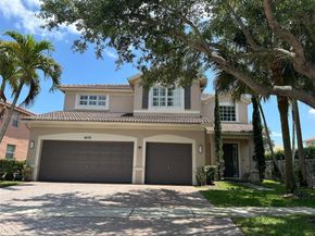 4450 Laurel Pl, Weston FL 33332