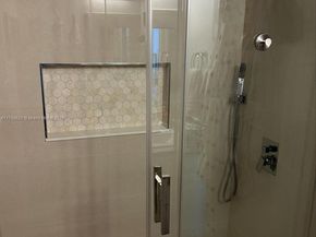 4450 Laurel Pl, Weston FL 33332