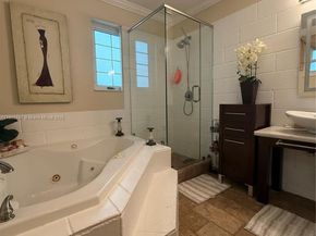 250 NW 151st Ave, Pembroke Pines FL 33028