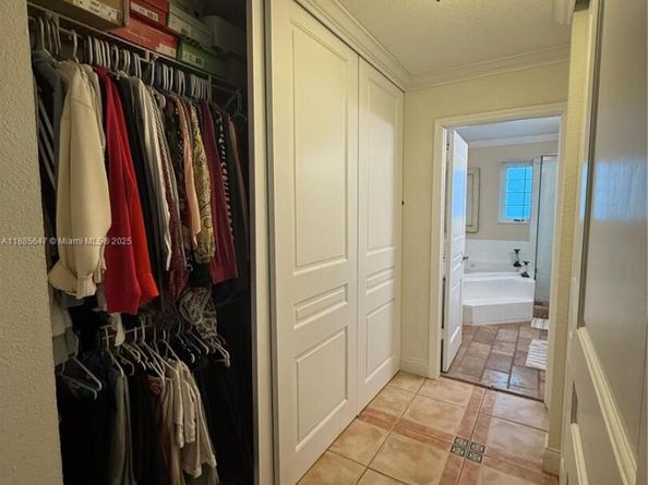 250 NW 151st Ave, Pembroke Pines FL 33028