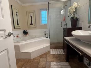 250 NW 151st Ave, Pembroke Pines FL 33028