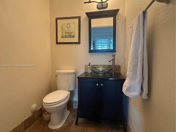 250 NW 151st Ave, Pembroke Pines FL 33028