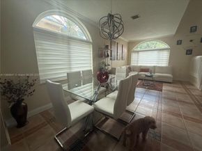 250 NW 151st Ave, Pembroke Pines FL 33028