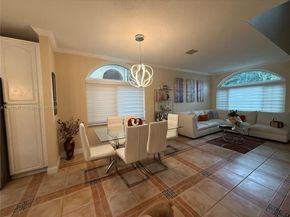 250 NW 151st Ave, Pembroke Pines FL 33028