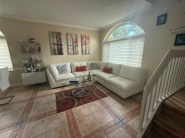 250 NW 151st Ave, Pembroke Pines FL 33028