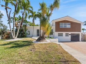 2548 Tortugas Ln, Fort Lauderdale FL 33312