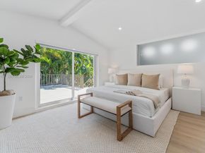 2548 Tortugas Ln, Fort Lauderdale FL 33312