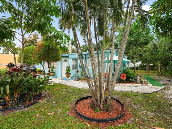 416 SW 25th Ave, Fort Lauderdale FL 33312