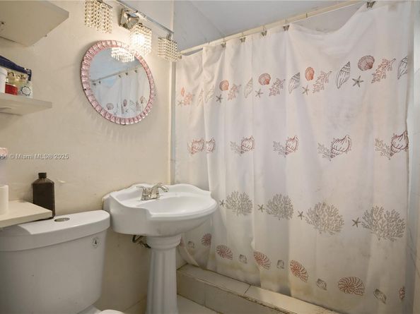 416 SW 25th Ave, Fort Lauderdale FL 33312