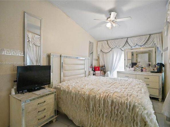 416 SW 25th Ave, Fort Lauderdale FL 33312