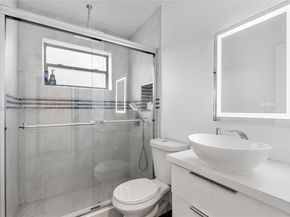 3430 NW 43rd Ave, Lauderdale Lakes FL 33319