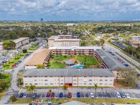 5300 Washington St A137, Hollywood FL 33021