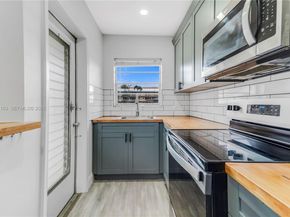 5300 Washington St A137, Hollywood FL 33021