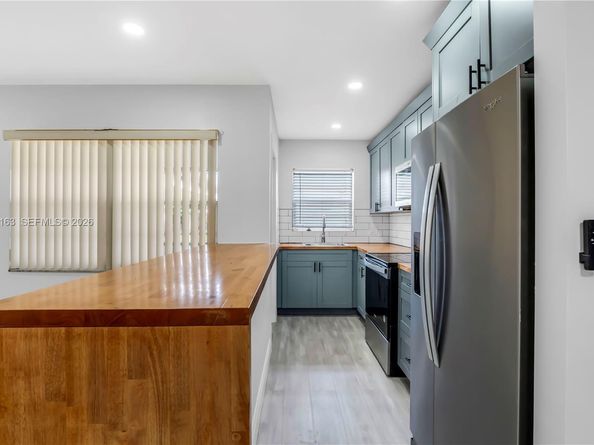 5300 Washington St A137, Hollywood FL 33021