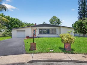 5240 Redwood Ct, Plantation FL 33317