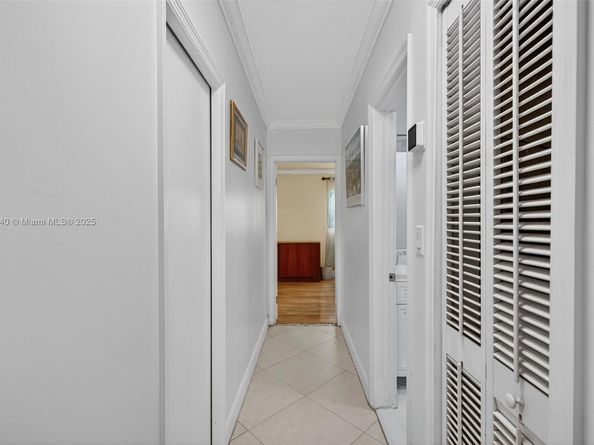 5240 Redwood Ct, Plantation FL 33317