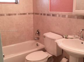 4250 SW 67th Ave 32, Miami FL 33155