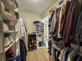 1709 Whitehall Dr 405, Davie FL 33324