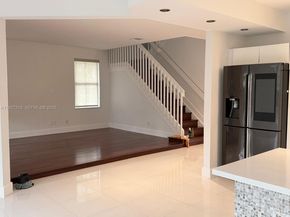 8513 NW 109th Ct, Doral FL 33178