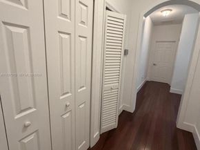 8513 NW 109th Ct, Doral FL 33178