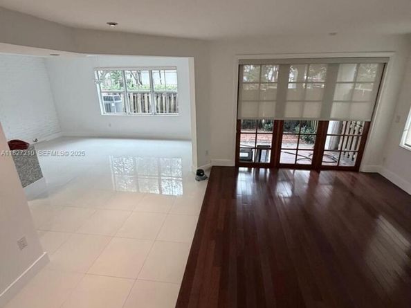 8513 NW 109th Ct, Doral FL 33178