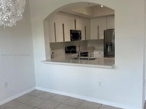 8826 W Flagler St 102, Miami FL 33174