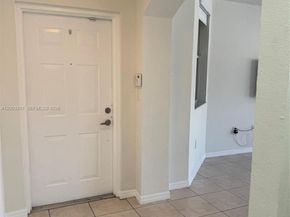 8826 W Flagler St 102, Miami FL 33174