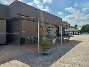 900 Colony Point Cir 505, Pembroke Pines FL 33026