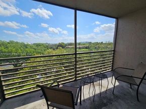 900 Colony Point Cir 505, Pembroke Pines FL 33026
