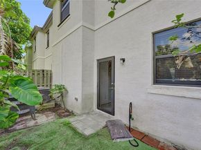 1609 SW 28th St, Fort Lauderdale FL 33315