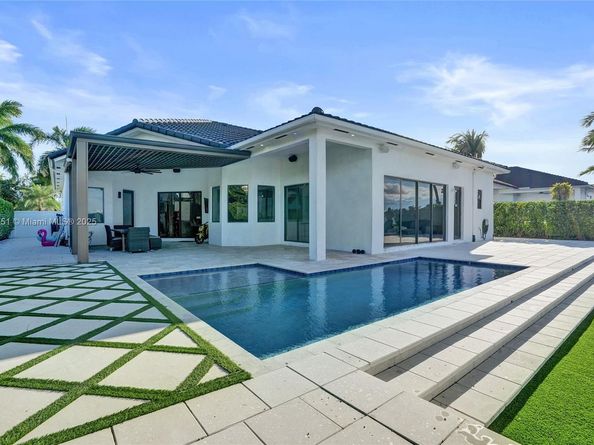 18787 SW 24th Street, Miramar FL 33029