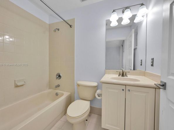 2641 SW 83rd Ter 104, Miramar FL 33025