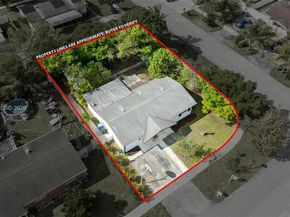 511 SW 72nd Ave, North Lauderdale FL 33068