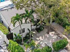 740 NE 76th St, Miami FL 33138