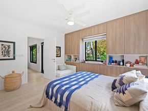 740 NE 76th St, Miami FL 33138