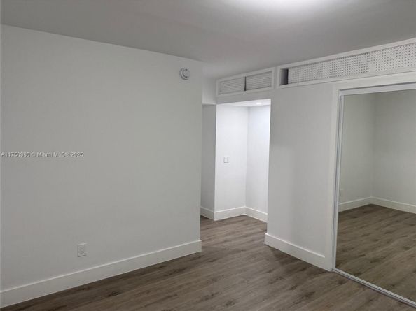 926 Michigan Ave 12, Miami Beach FL 33139