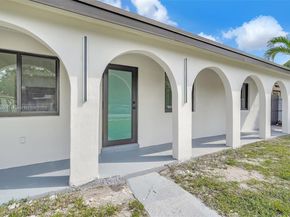 3315 NW 98th St, Miami FL 33147
