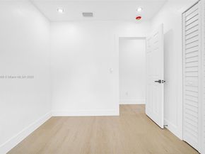 3315 NW 98th St, Miami FL 33147
