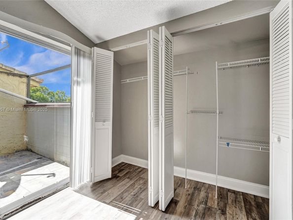 8401 W Sample Rd 20, Coral Springs FL 33065