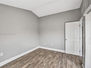 8401 W Sample Rd 20, Coral Springs FL 33065