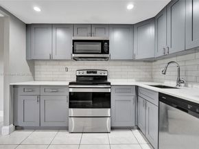 8401 W Sample Rd 20, Coral Springs FL 33065