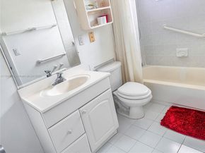 621 SW 5th Ct, Hallandale Beach FL 33009