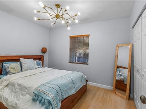 1875 Alamanda Dr, North Miami FL 33181