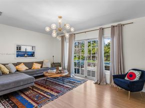 1875 Alamanda Dr, North Miami FL 33181