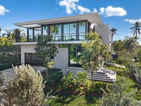 375 S Hibiscus Dr, Miami Beach FL 33139