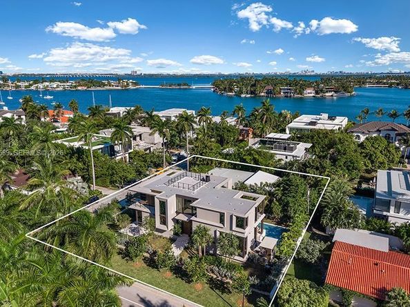 375 S Hibiscus Dr, Miami Beach FL 33139