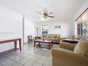 10720 SW 55th Ter, Miami FL 33165