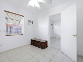 10720 SW 55th Ter, Miami FL 33165