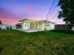 10720 SW 55th Ter, Miami FL 33165